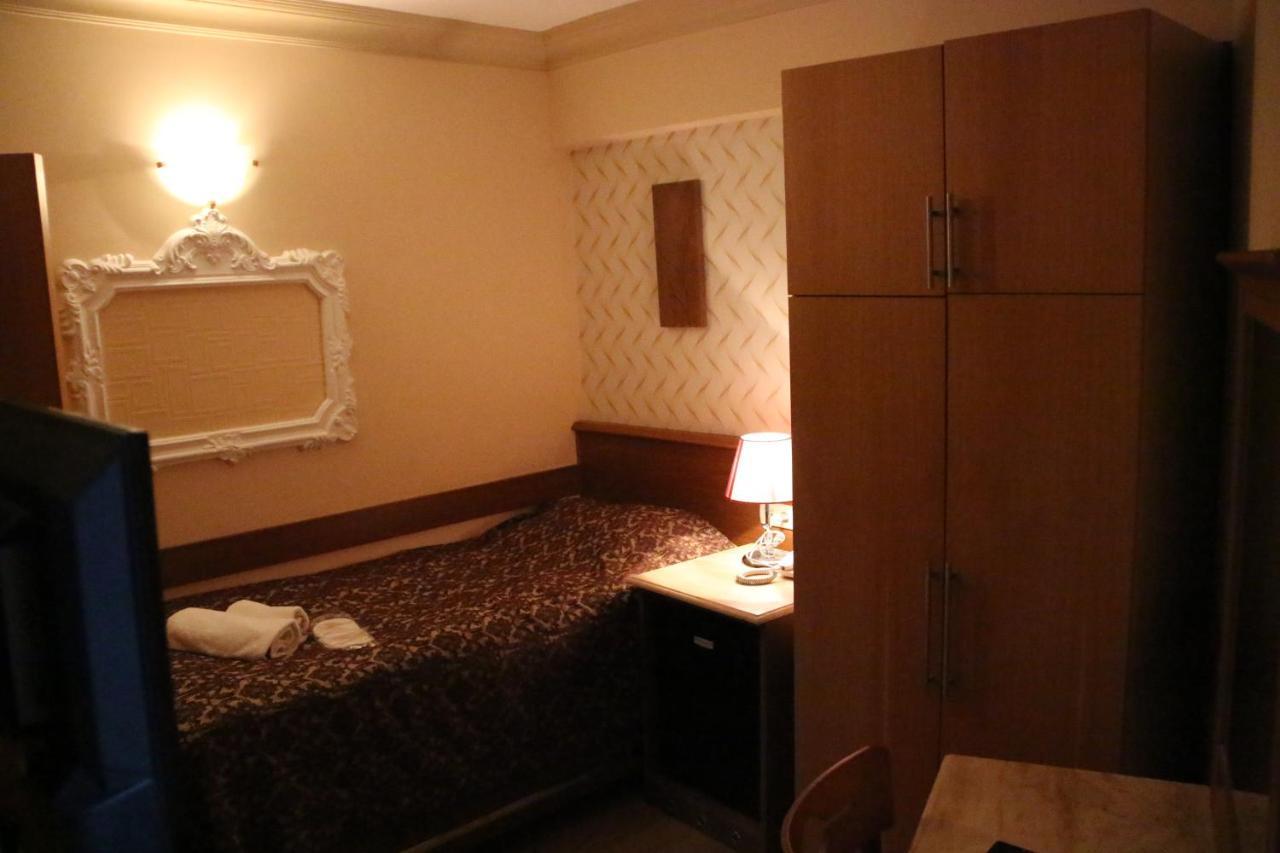 Grand Peninsula Отель 2*